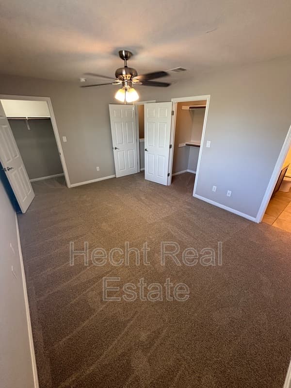 Liberty Hill Condo: 354 Carl Shipp - B