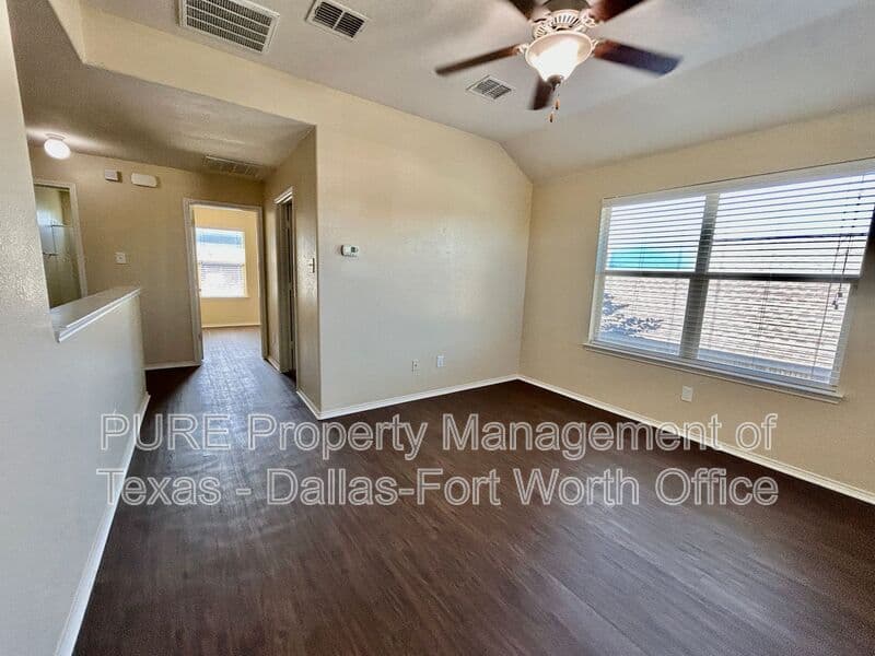 Haslet House: 809 San Miguel Trl