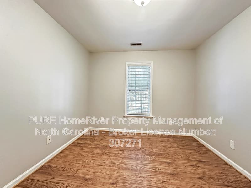 Clayton House: 384 Santa Gertrudis Dr