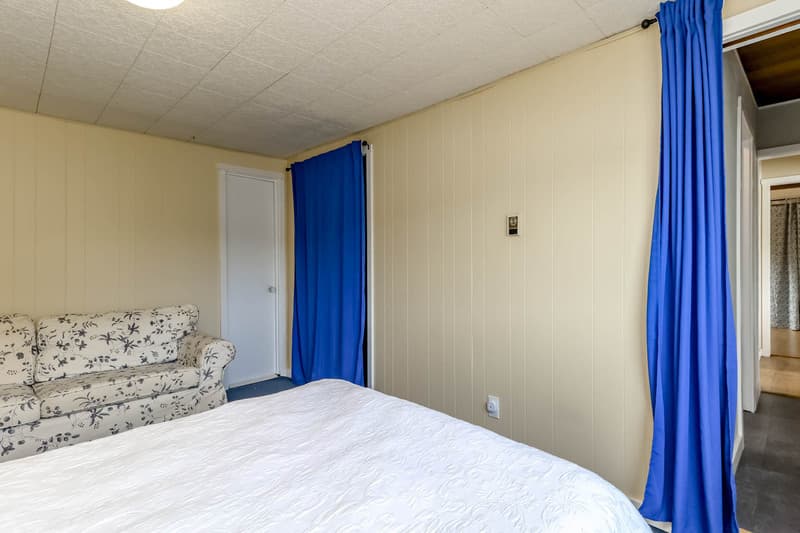 Anderson Island House: 11415 Larson Road