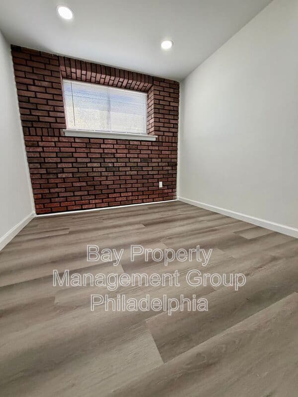 Philadelphia House: 1414 N 11th St