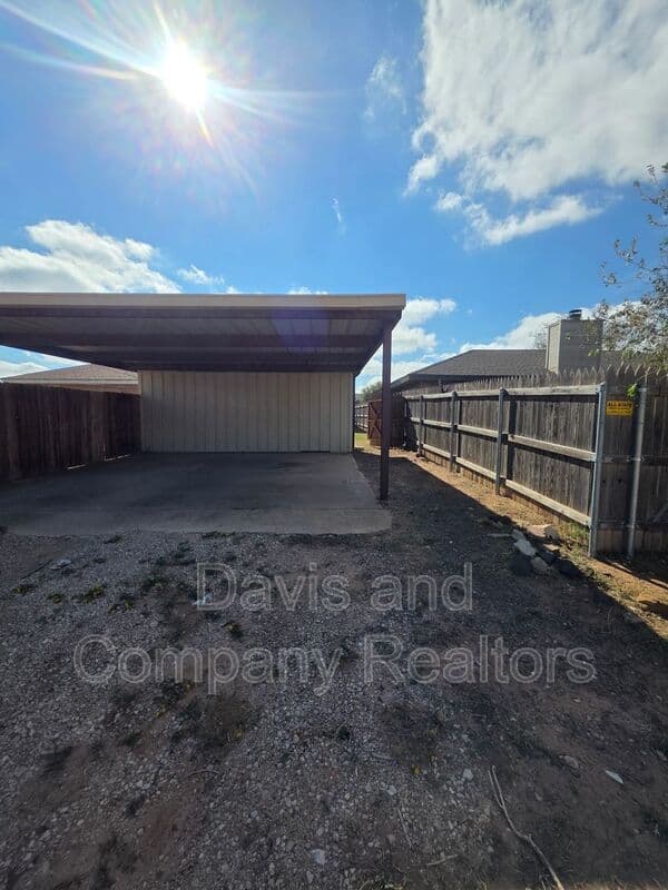 Midland Condo: 4800 Harvard Ave