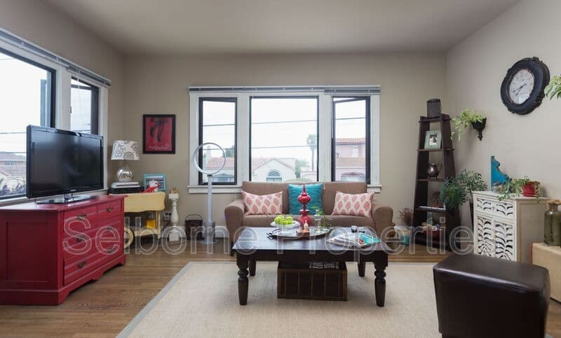Oakland House: 5208 Fleming Ave
