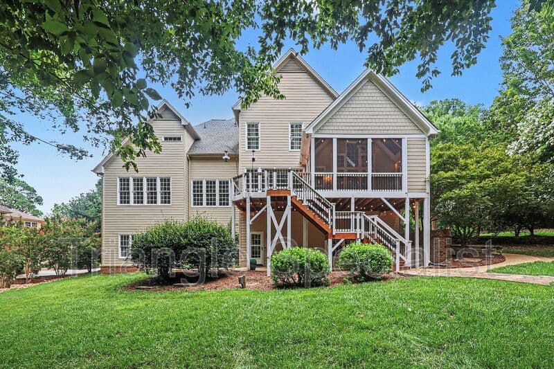 Raleigh House: 6121 Carlyle Drive