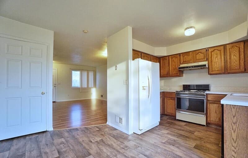 staten island Townhome: 26 Roosevelt Ave