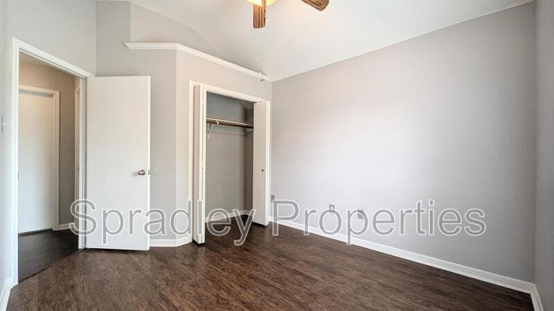 Temple House: 1124 Westbury