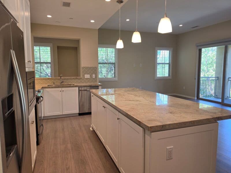 Irvine House: 232 Bishop Landing
