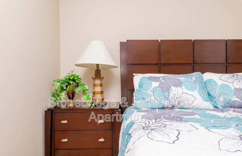Jeffersonville Condo: 201 Stonebench Circle