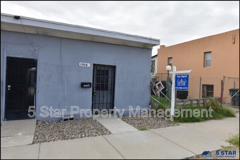 El Paso Condo: 1910 Olive Ave