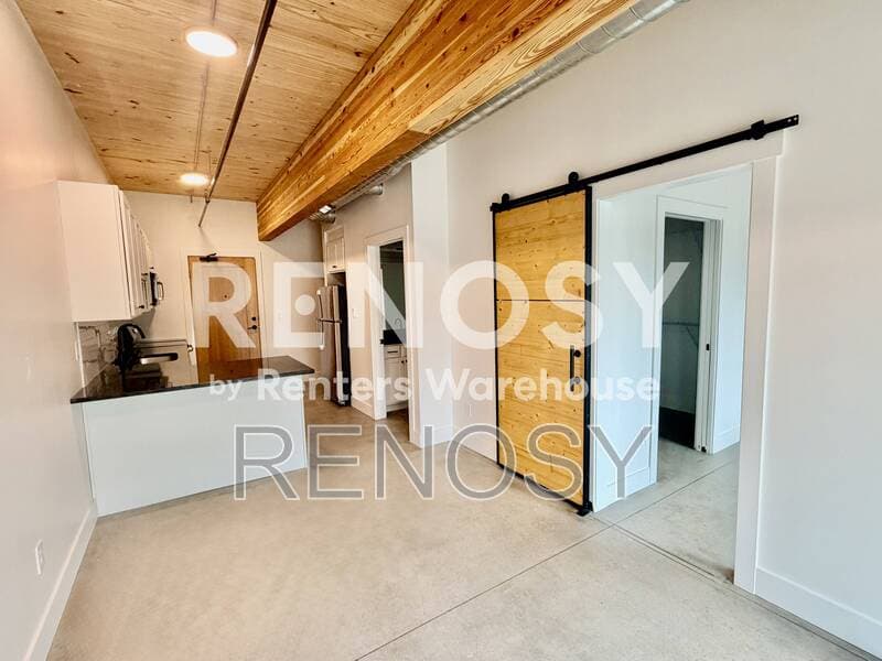 Des Moines Condo: 2701 Ingersoll Ave
