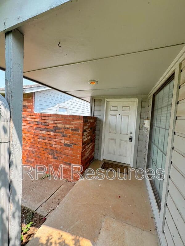 Oklahoma City Condo: 10900 Greystone