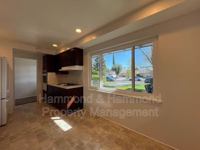 Canoga Park House: 7859 Hanna Ave.