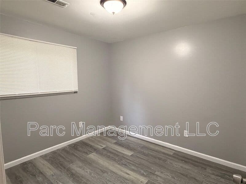 Detroit House: 15908 Dacosta Street