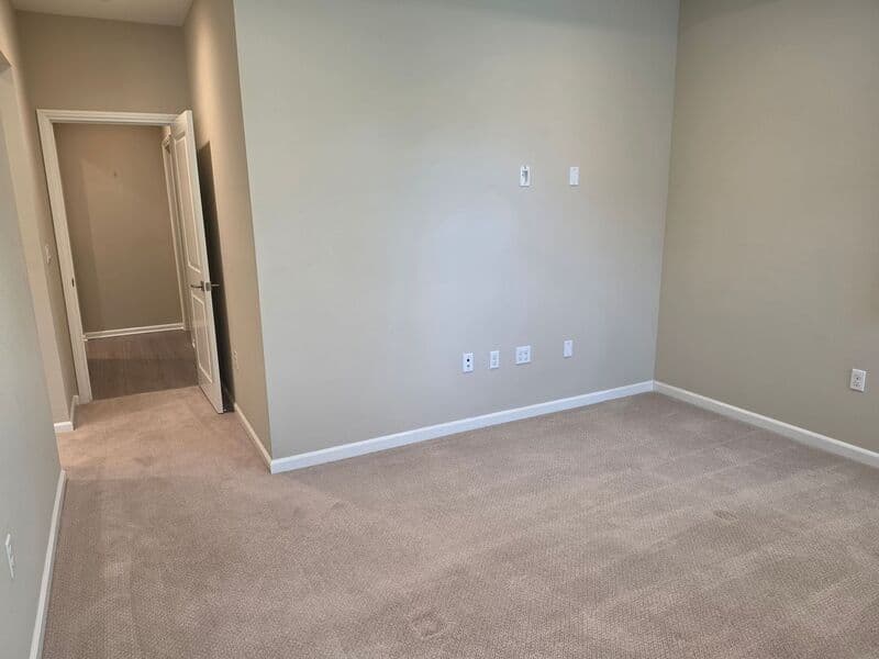 Irvine House: 232 Bishop Landing