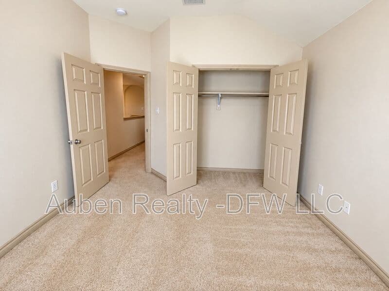 Fort Worth House: 3933 Fernando Drive