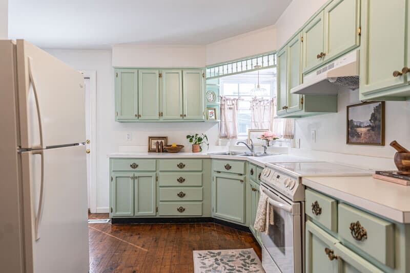 Pinebluff Condo: 435 West Baltimore Avenue