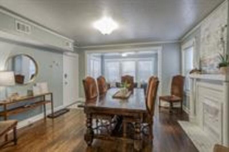Kansas City Condo: 3400 Gillham Rd - 1N