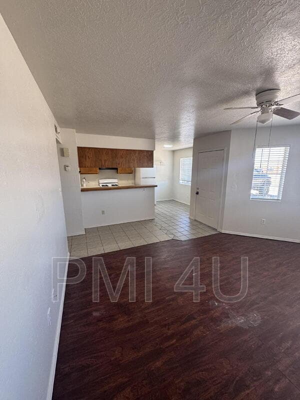 Rio Rancho Condo: 618 Vancouver Rd. SE