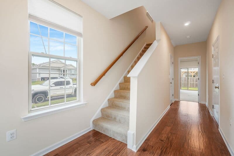 Fredericksburg House: 10100 Futbol Ct