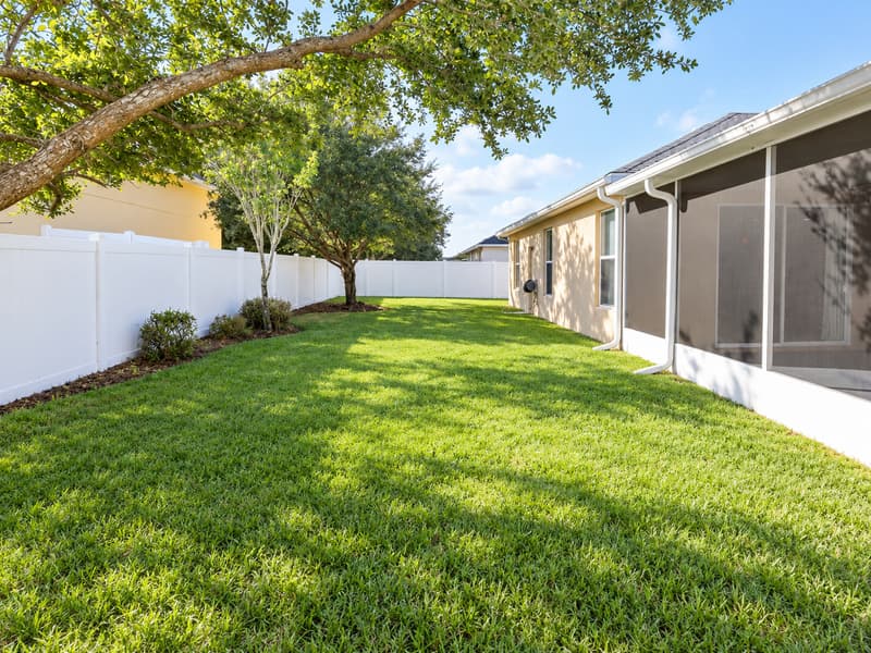 Winter Garden House: 1808 Lindzlu Street