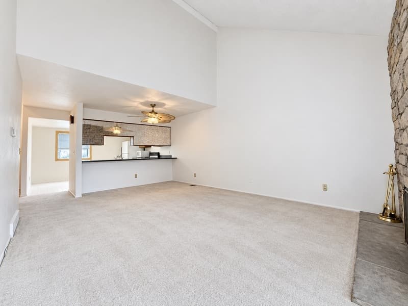 Aurora Townhome: 13574 E Evans Ave