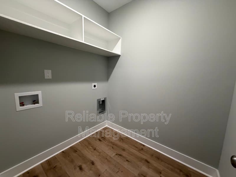 Clayton Condo: 861 Jack Rd