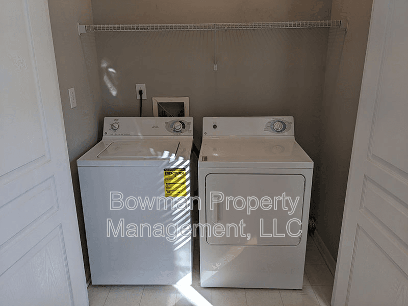 Athens Condo: 660 Barnett Shoals Rd