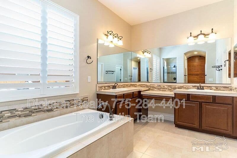 Sparks House: 4671 Jacmel Court