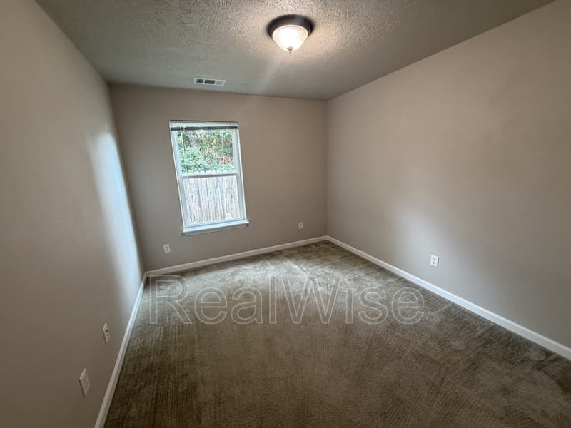 Grants Pass House: 1630 Medart Ln