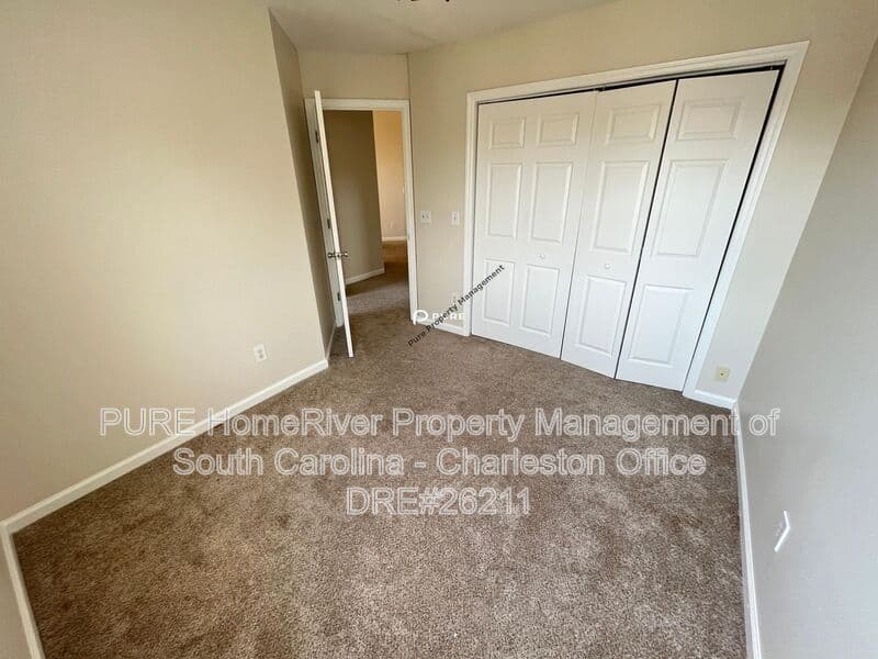 Ladson House: 180 Ponderosa Dr