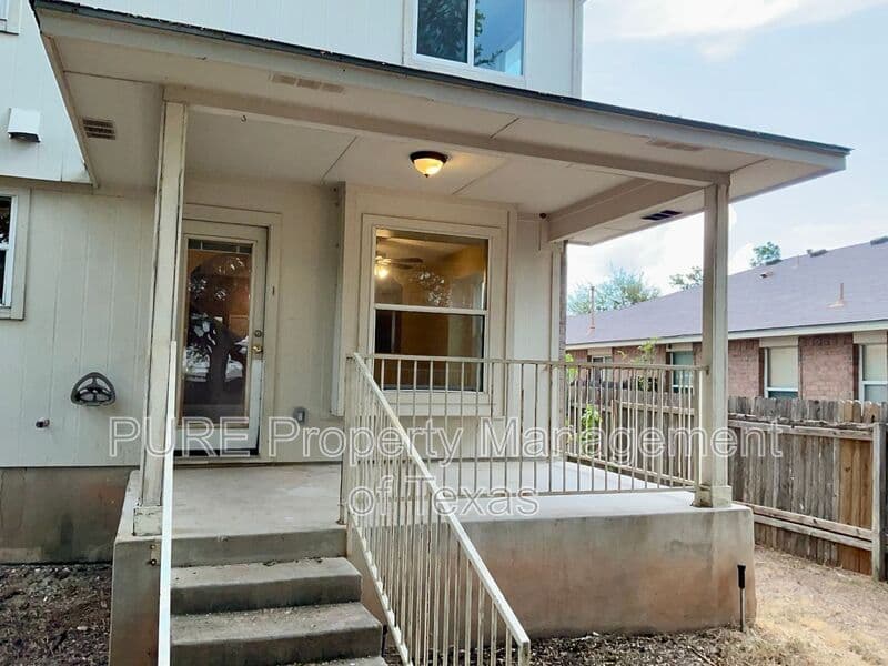 Round Rock House: 3590 Rock Shelf Ln.