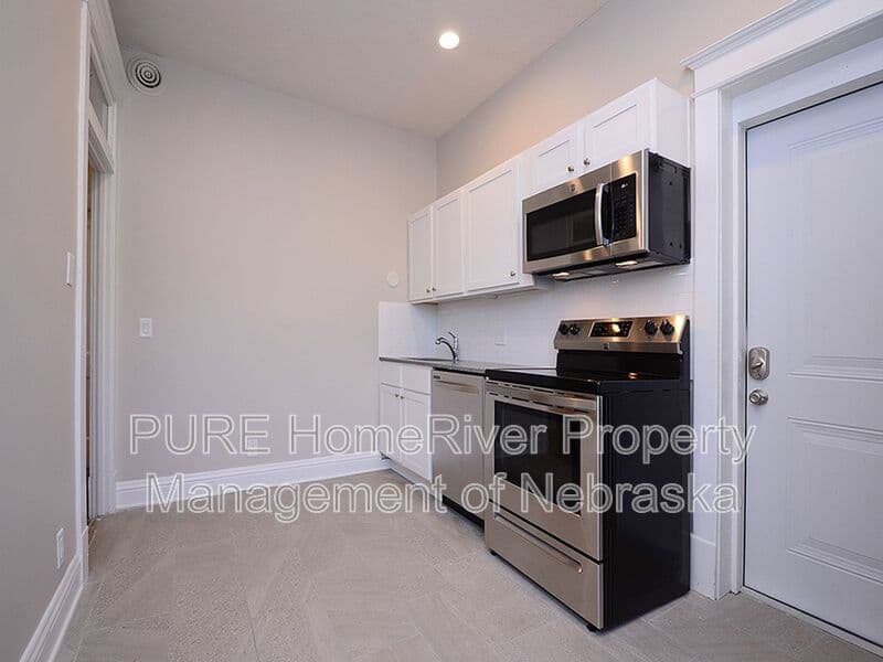 Omaha Condo: 2969 Harris Street