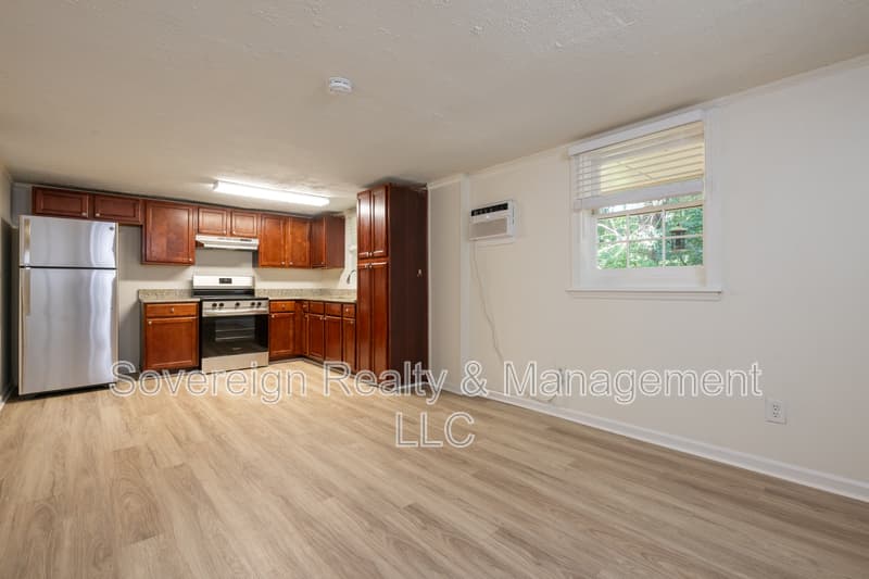 Avondale Estates House: 3454 Rockbridge Rd