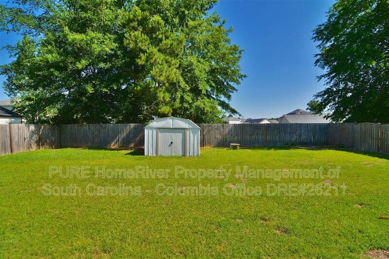 Hopkins House: 129 Alexander Pointe Dr