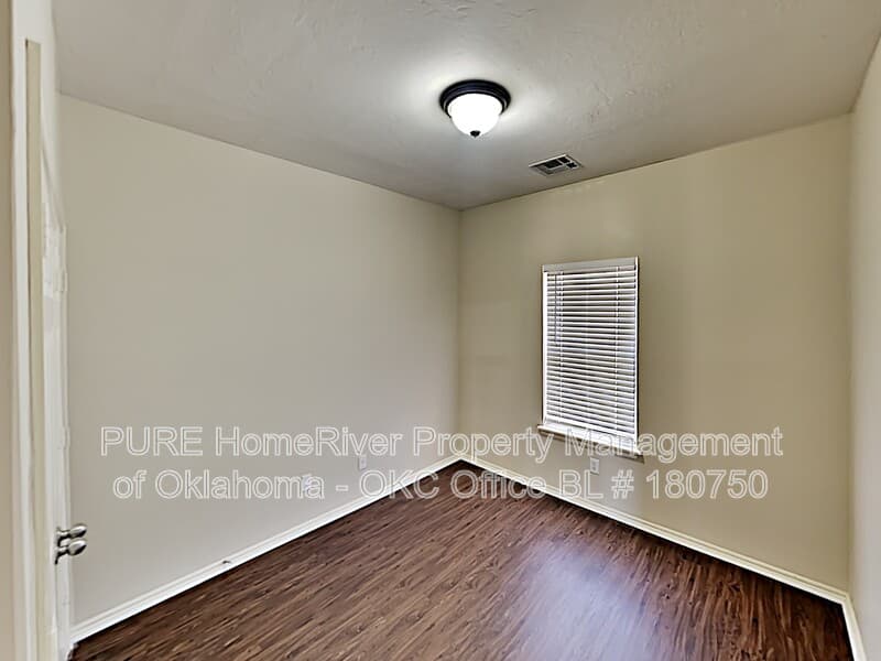 Oklahoma City House: 6912 Old Glory Ln
