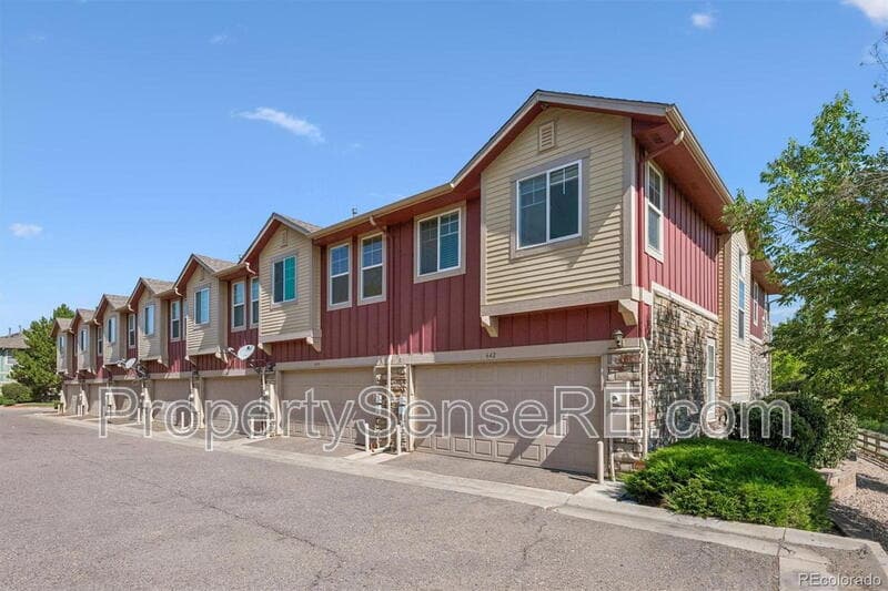Aurora Townhome: 642 S Norfolk Way