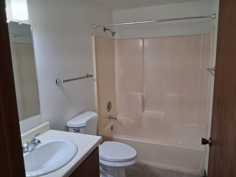North Fond du Lac Condo: 431-433 Michigan Avenue - 433