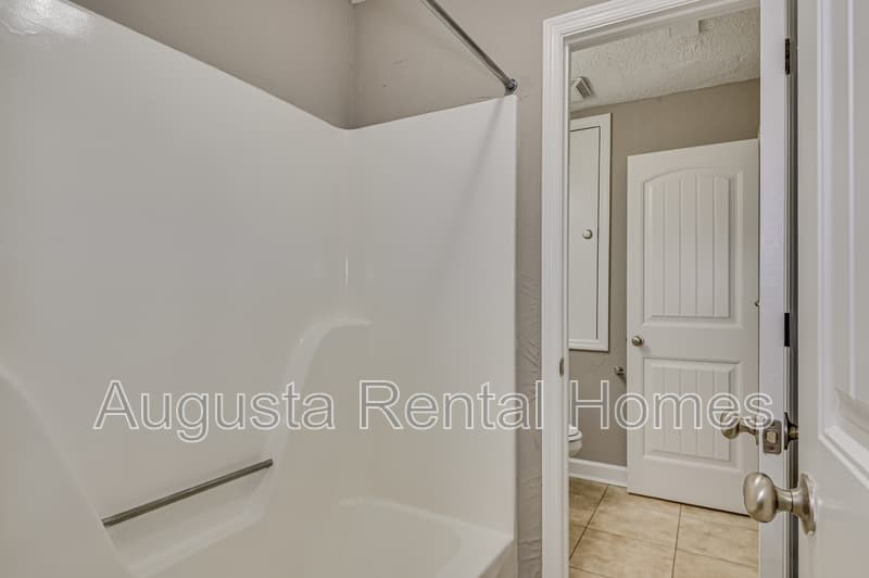 Augusta Condo: 4008-C Wheeler Woods Road
