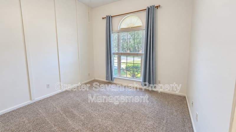 Pooler House: 12 Ashwood Court