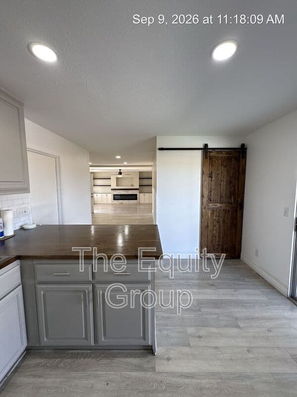 Hanford House: 1105 Freddie Circle