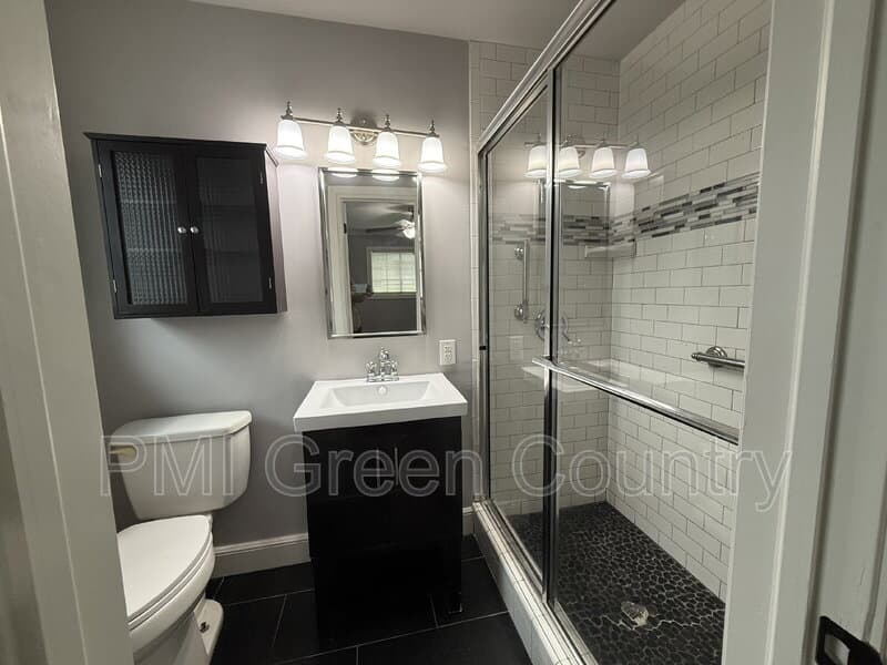 Tulsa House: 5428 E 25th Pl