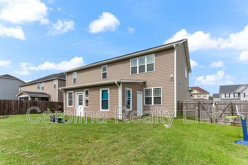 Fayetteville House: Roswell Road