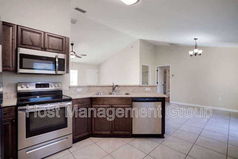 Ocala House: 2875 SW 162nd Street Road
