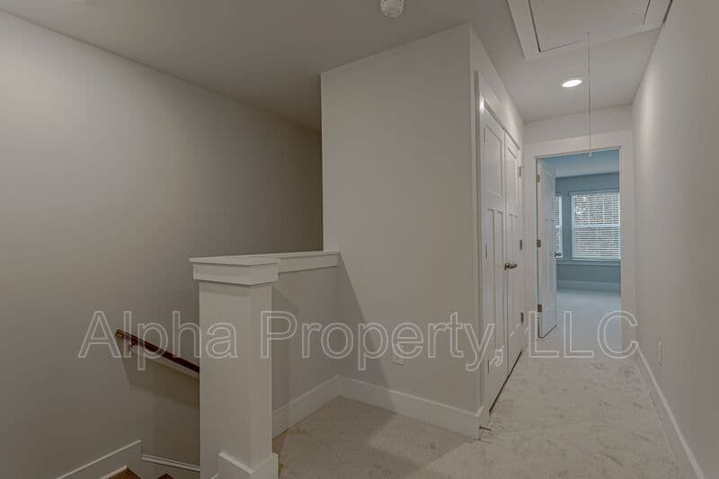 Moore Townhome: 1326 Maplesmith Way