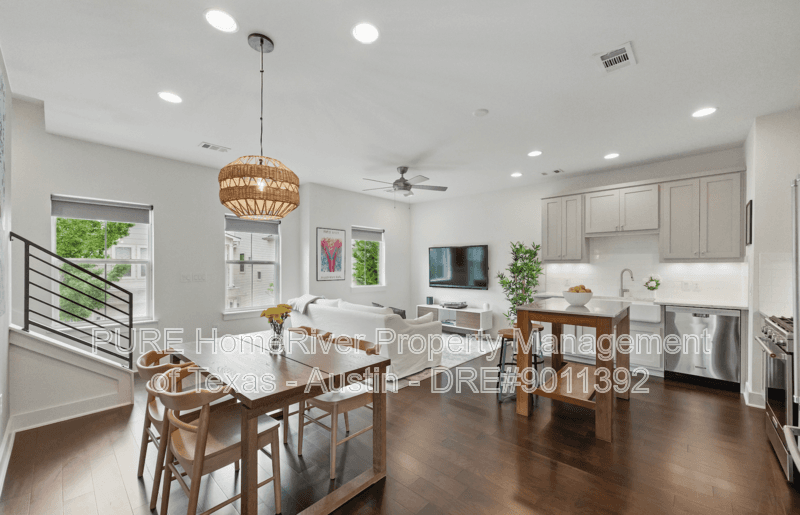 Austin Condo: 2710 Halcyon Drive