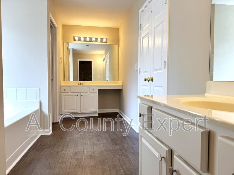Lawrenceville House: 1794 Taylor Oaks Drive