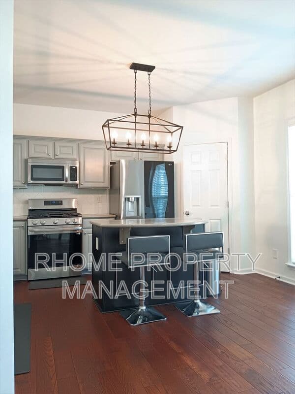 Atlanta House: 4859 Payson Terrace SE