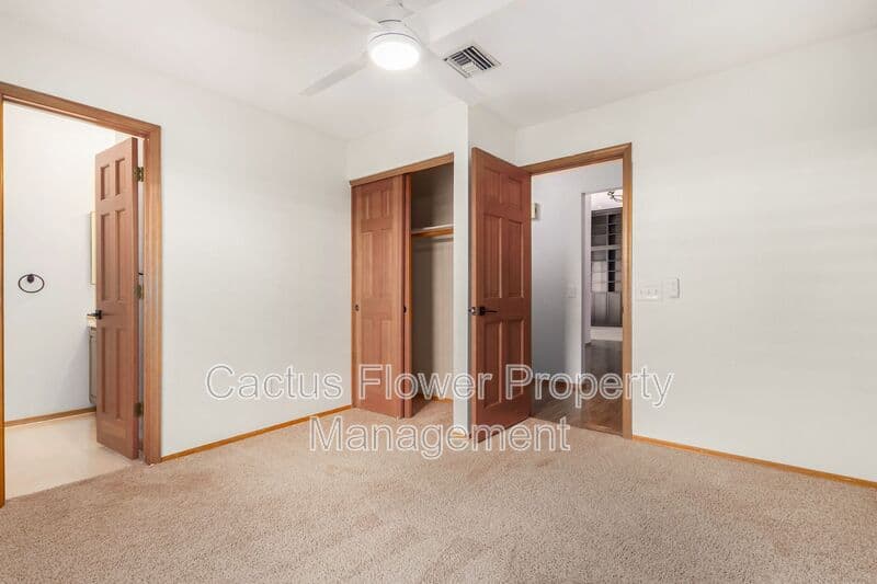 Phoenix House: 13204 S 38Th Pl