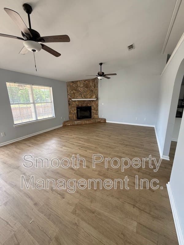Milton House: 8699 Riverstone Drive