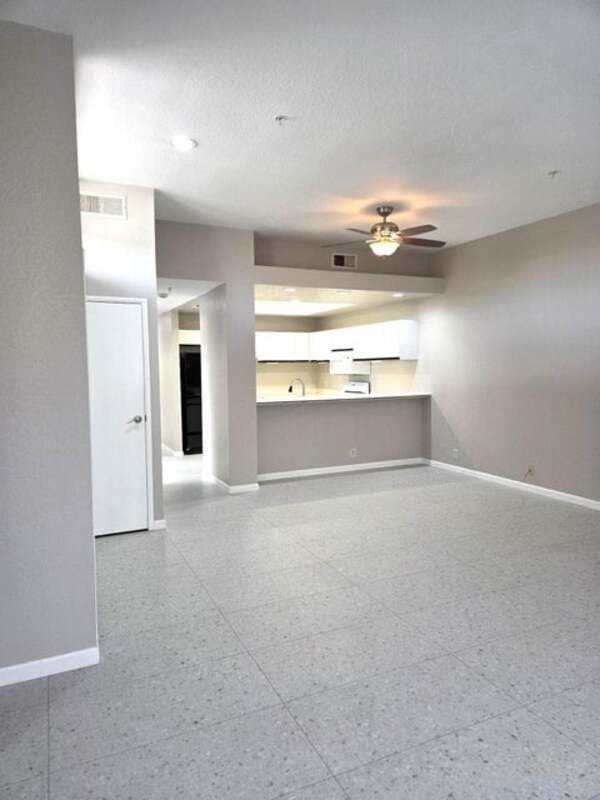 Palm Springs House: 2601 S Broadmoor Drive